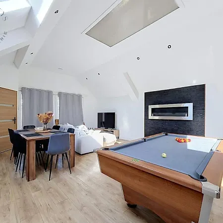 Loft Billard Et Arcade 3 Ch Garage Et Terrasse * Calais