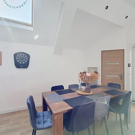 Loft Billard Et Arcade 3 Ch Garage Et Terrasse Holiday home Calais