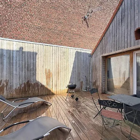 Holiday home Loft Billard Et Arcade 3 Ch Garage Et Terrasse Calais